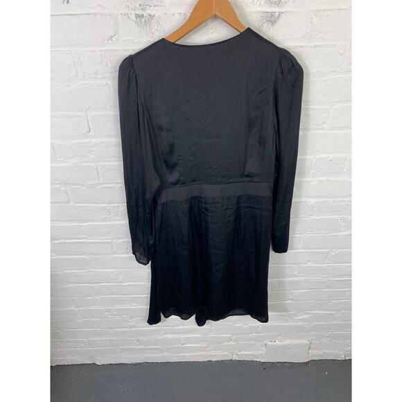 Banana Republic Women's Pleated Wrap Mini Dress Long Sleeve Black Size 6 - Picture 2 of 5